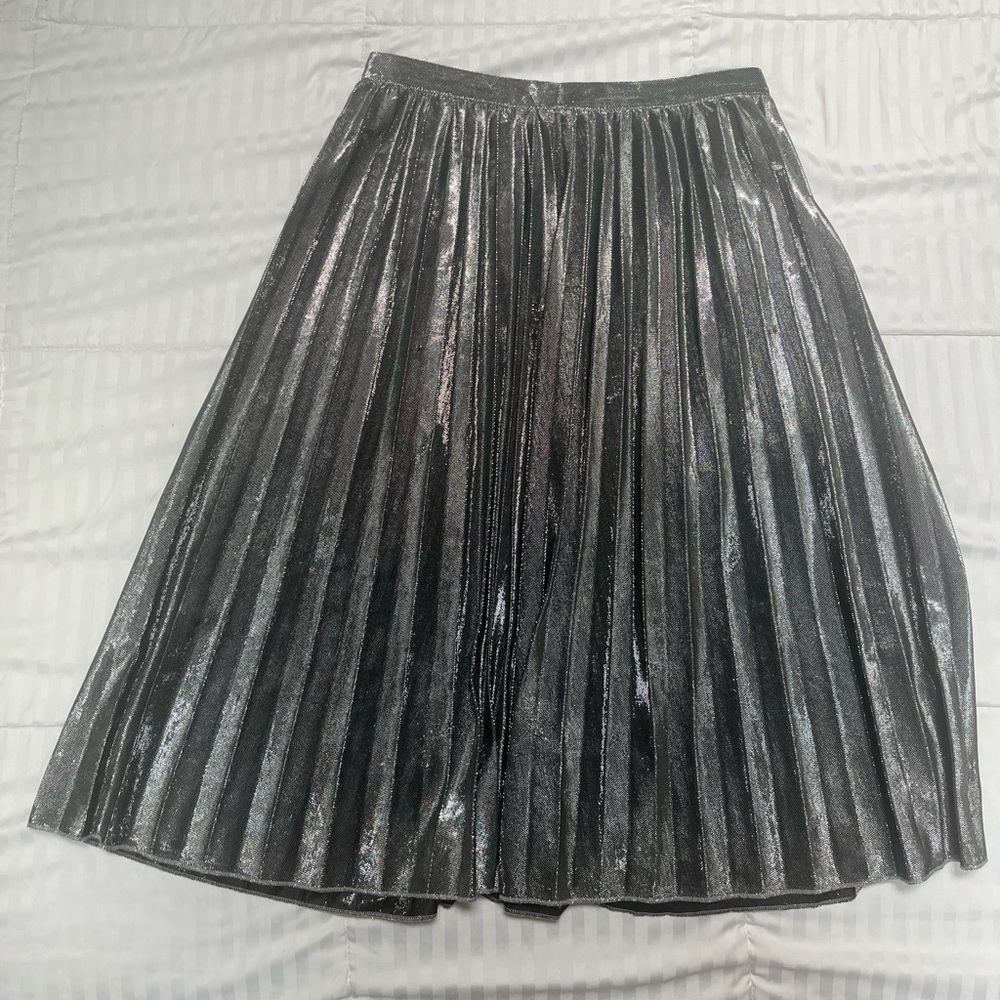 Forever 21 silver high rise pleated midi skirt